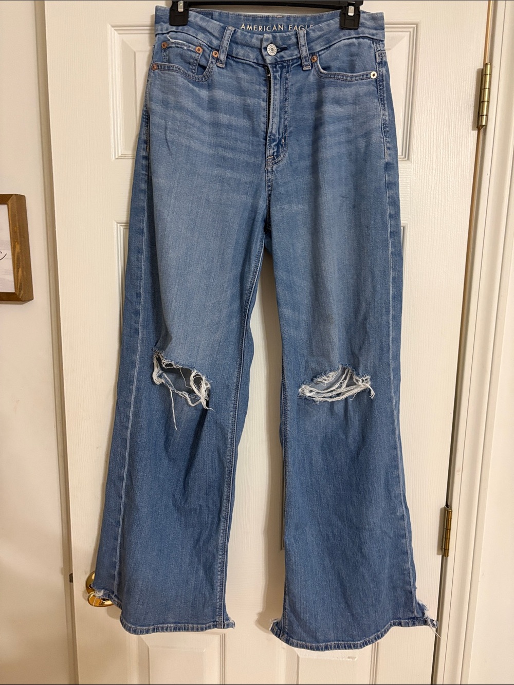 American Eagle Outfitters Light Blue Distressed Wide-Leg Jeans